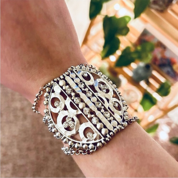 Victorian Silver Multi Chain Crystal Rhinestone Bangle - Picture 3 of 9